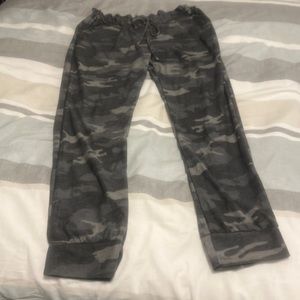 Heimish USA size XL grey camo jogger